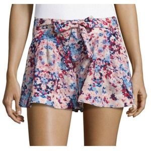 Parker Floral Print Pleated Shorts